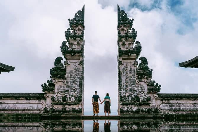 Bali Instagram: Gate of Heaven Temple Tour